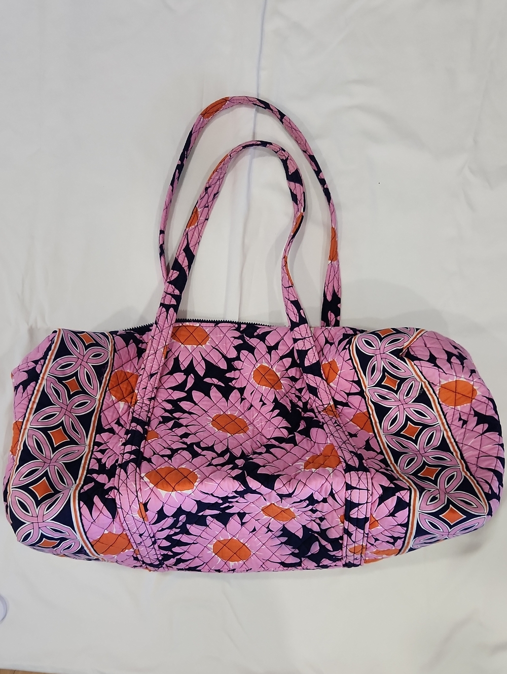 Vera Bradley Large Quilted Duffle - Loves Me Print - Like New (20x10.5x10.5)